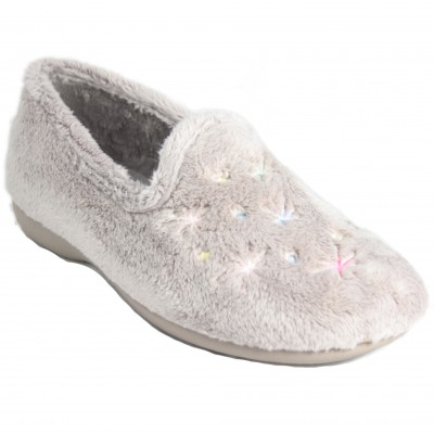 Cabrera 4382 - Beige Furry Closed Slippers With Stitched Colored Stars