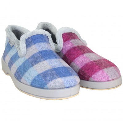 Muro 4600 - Women's Closed House Slippers in Blue and Fuchsia Checks