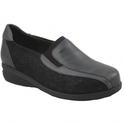 Doctor Cutillas 54452 - Black Women Moccasin with Rubber Sidelights and Side Details Bright Effect